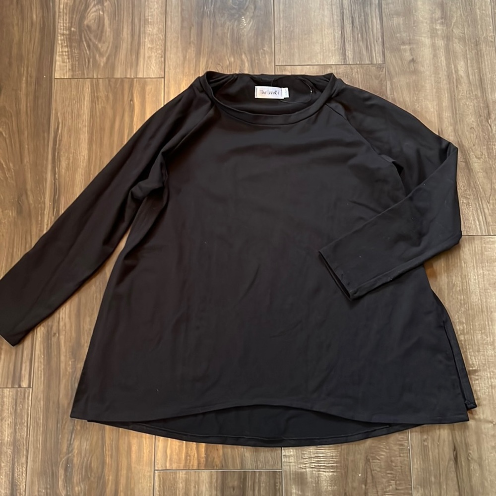 Thirteen 07 long sleeve tee - NWOT